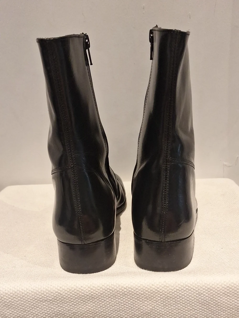 Nunn Bush Men's Black Leather Zip Ankle Boots
